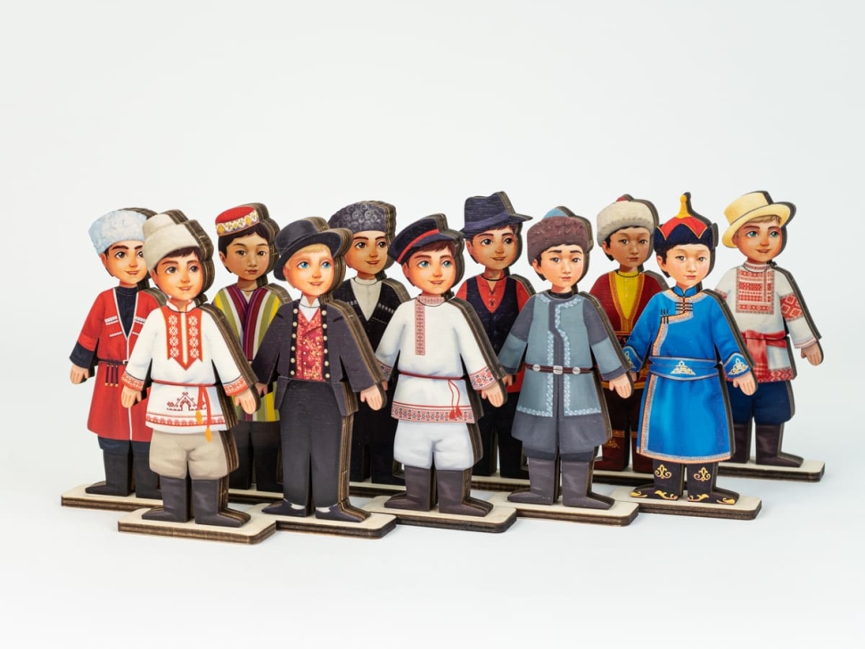 картинка «Народы России» коллекция разборных кукол в национальных костюмах высотой 15 см. 48 кукол от магазина снабжение школ