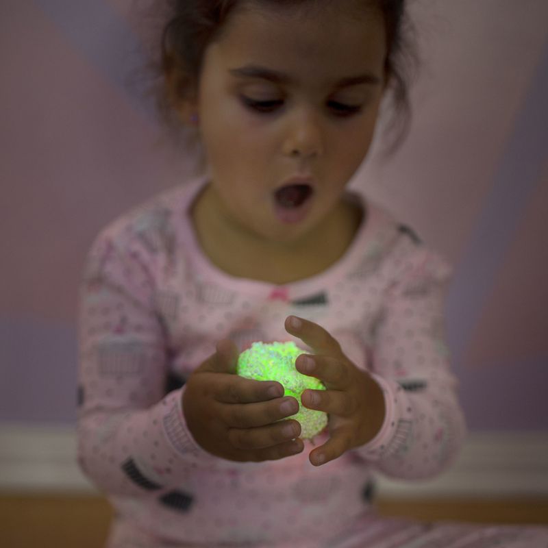 картинка ПлэйФоум PlayFoam Светящийся в темноте (4 элемента) от магазина снабжение школ