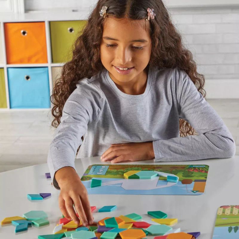 картинка Развивающая игрушка "Геометрические блоки. Времена года" с карточками (120 элементов) от магазина снабжение школ